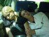 Claudi und Moe pennen im Auto...